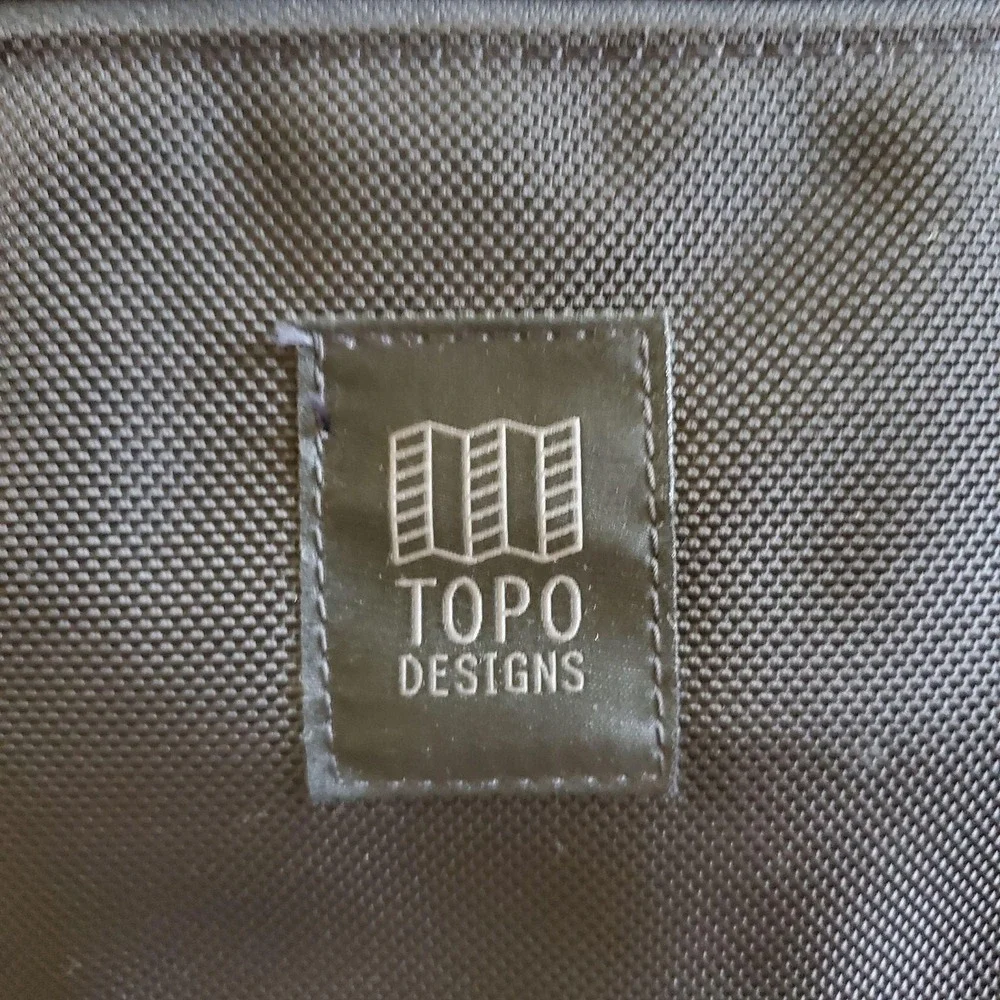 Topo Designs Black 17